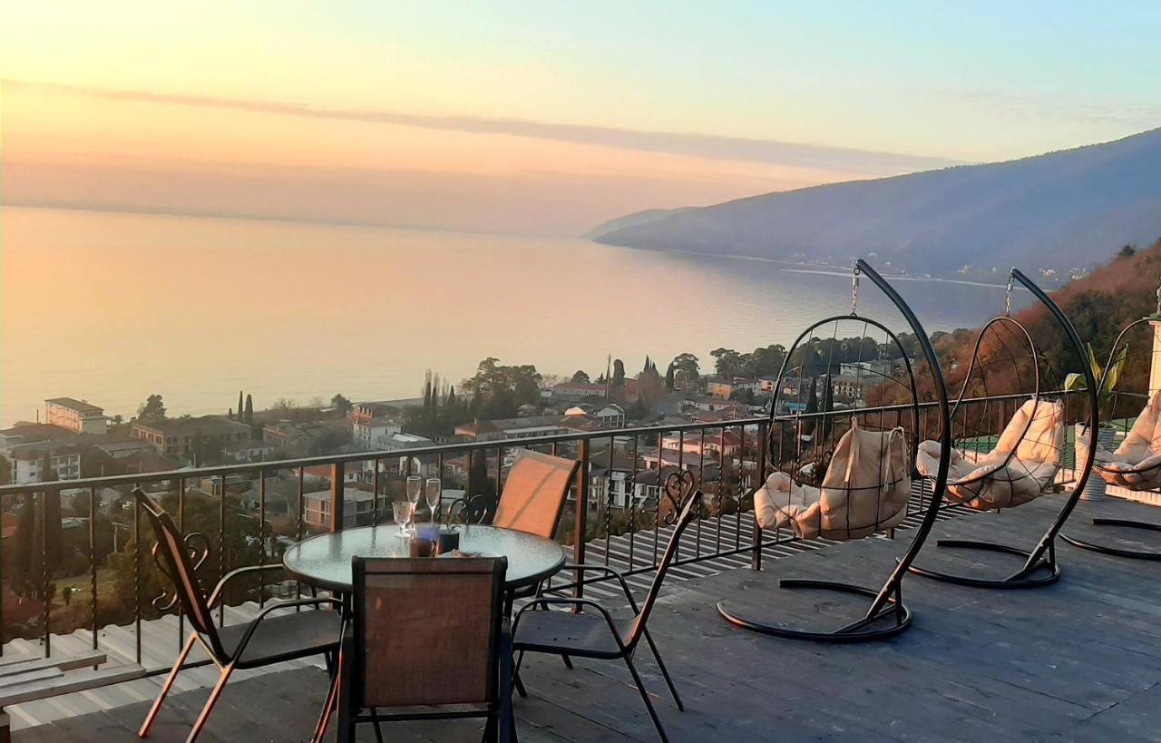 Vysota Hotel Gagra Exterior foto